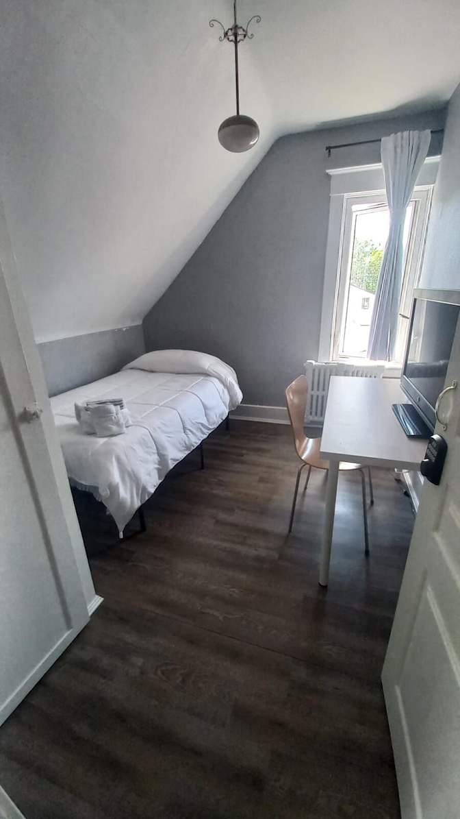 Photo of Craig's room