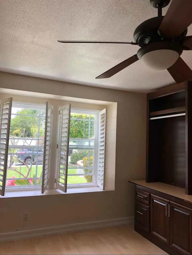 Private room to rent in share house Calle Sonora, Y...