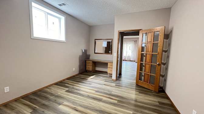 Meng Qiong Huang's room