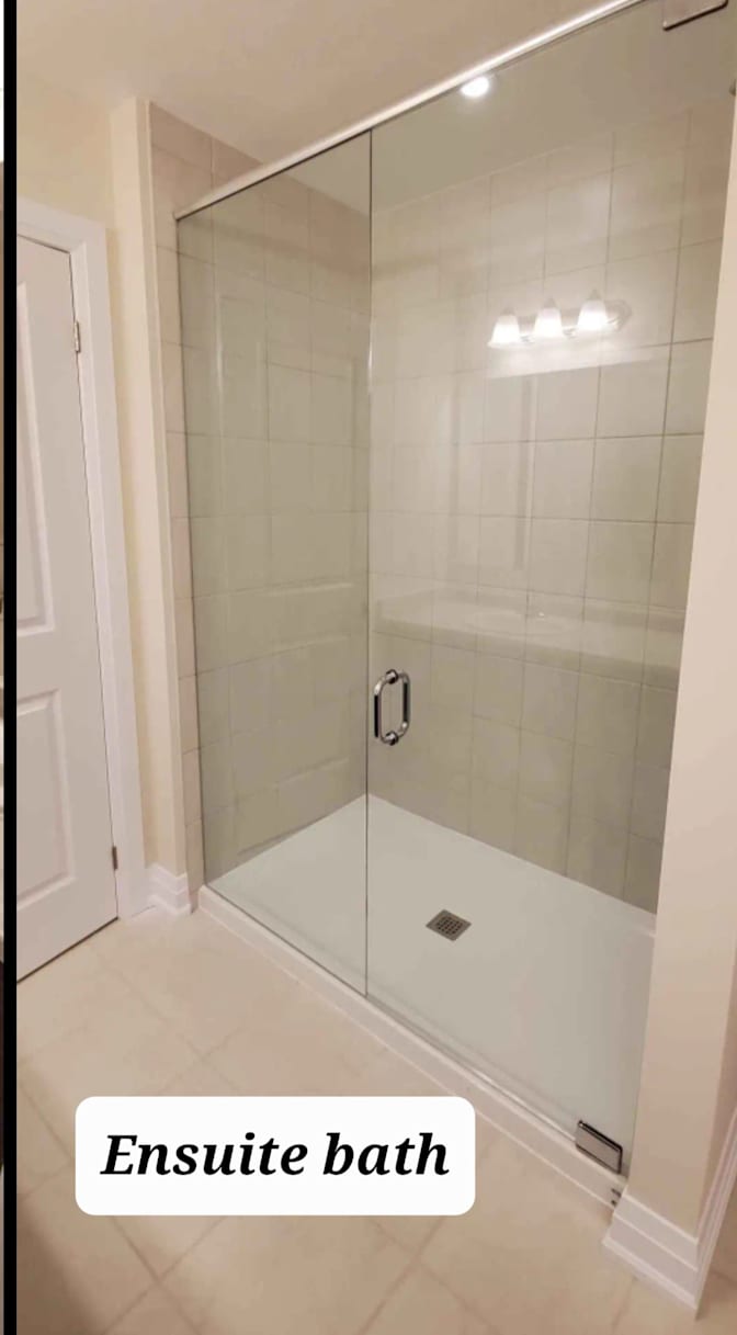 Photo of John or Arra's room