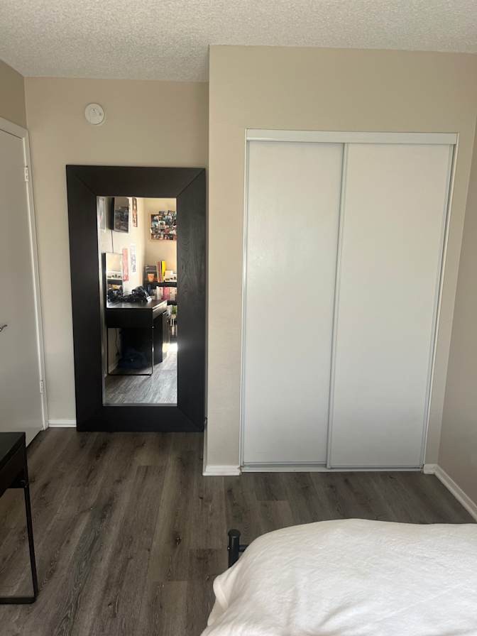 Private room to rent in share house West Elgin Stre...