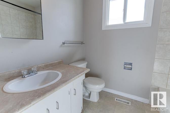 Antonios Roussos's room