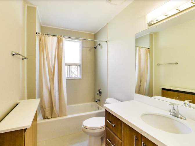 Yasmin Ferreira Rosa Pereira Bom's room