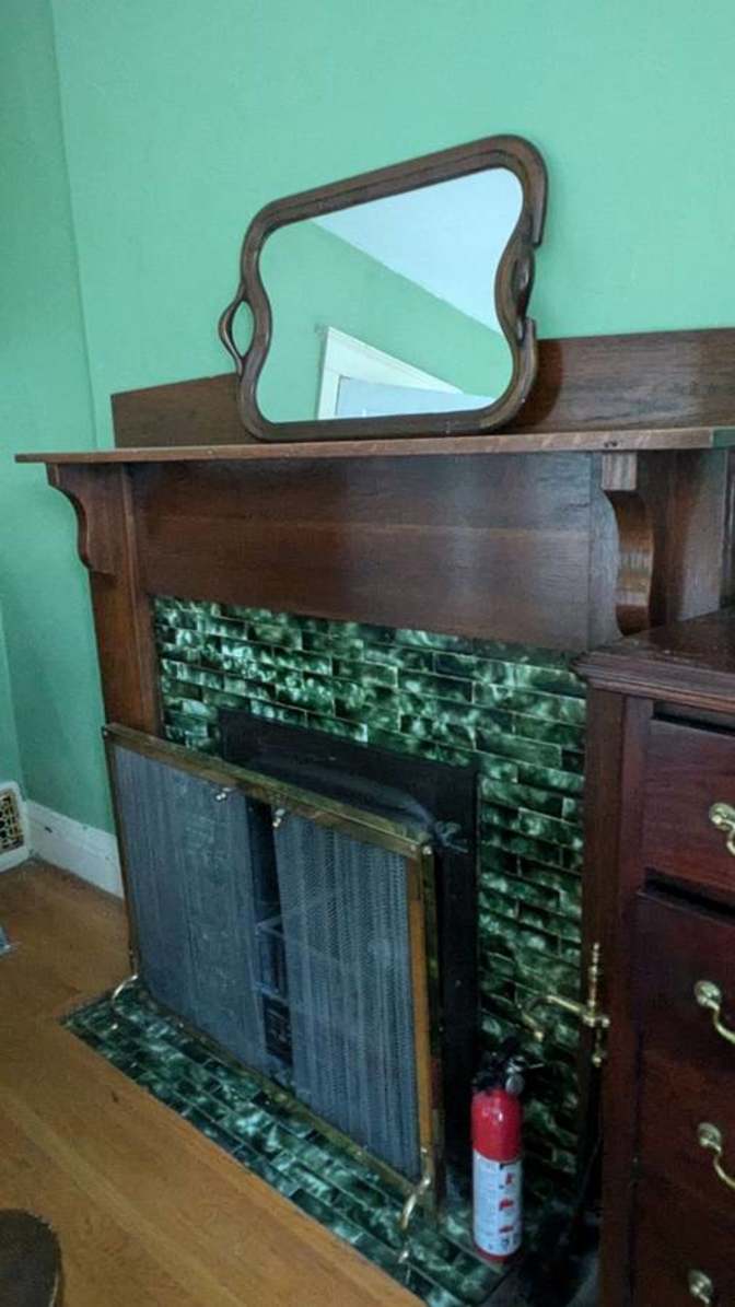 Gordon MacNeill's room