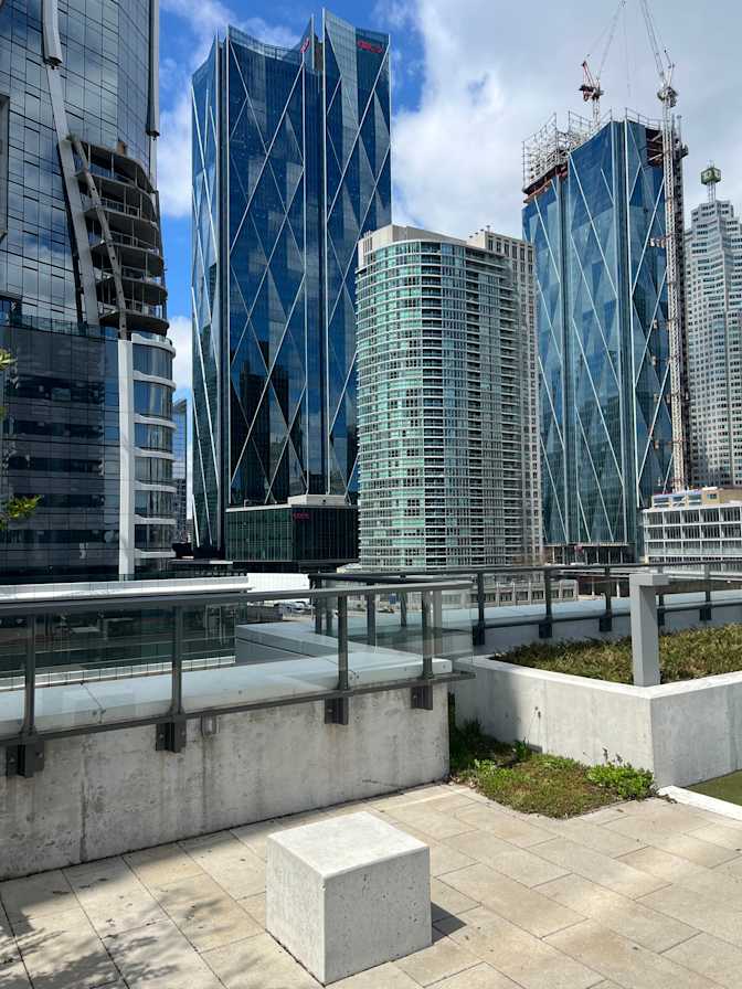 Abbshay simfukwe's room