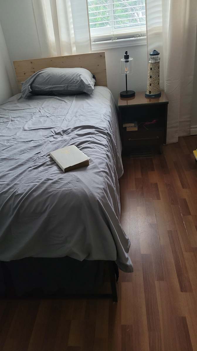 cynthia clarke's room