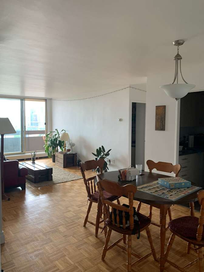 Oriana Sully Monaco's room