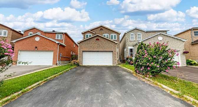 Achleswar Premanand's room