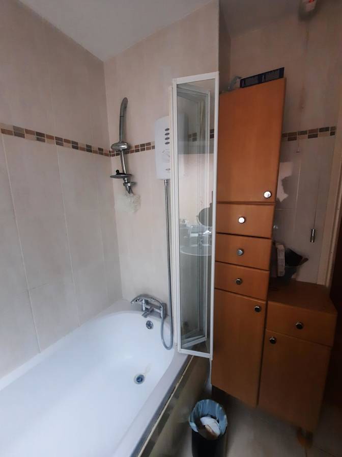Photo of MAUREEN's room