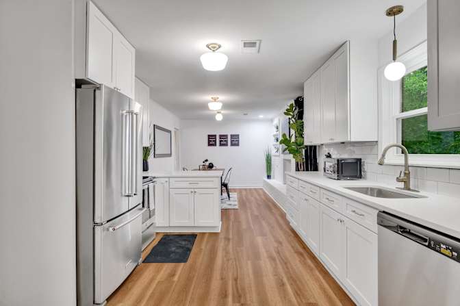 Photo of lifedoorrentals's room