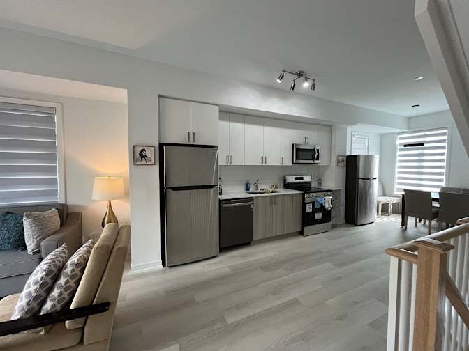 All-Females home's room