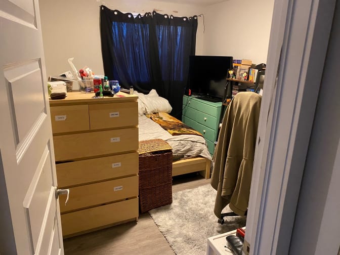 Photo of Hunter's room