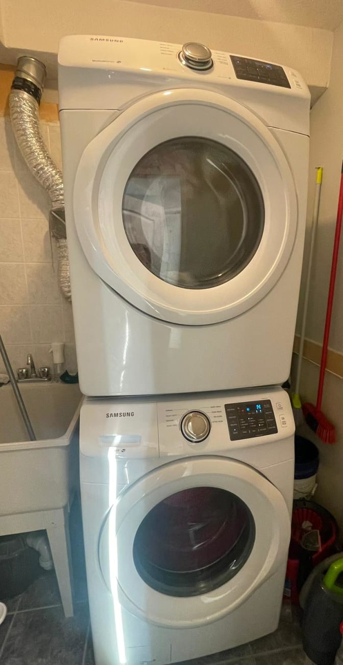 Jackeline Gomez's room