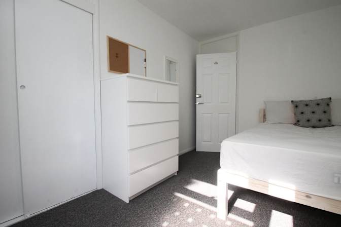 Photo of Sarah's room