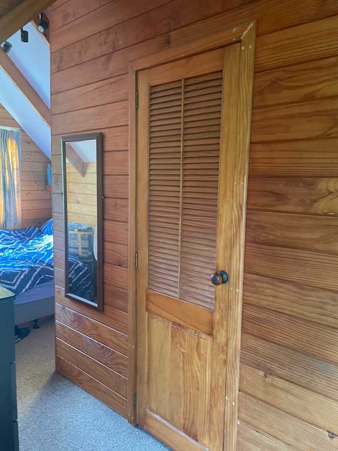 Photo of Elizabeth Dreyer's room