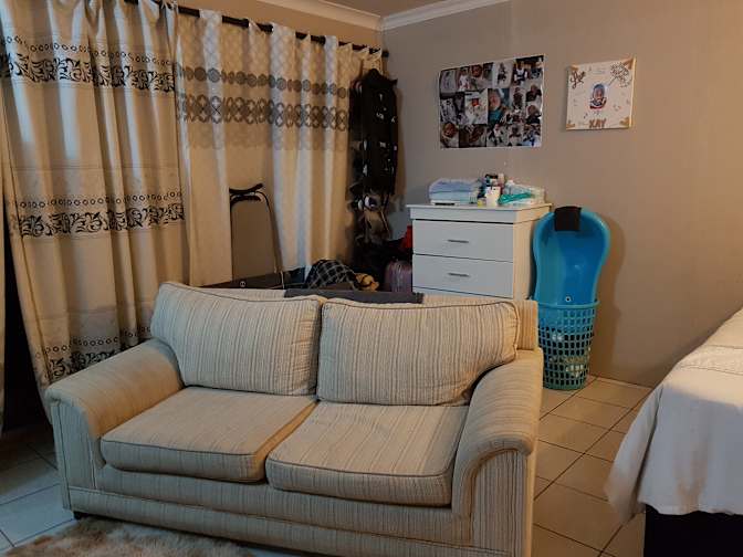 Photo of Brain Unity Zvarivadza's room