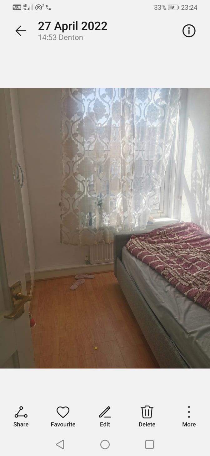 Photo of Noosrat's room