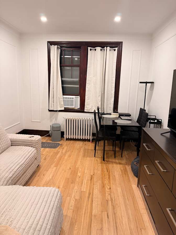 Satansia Musunga's room