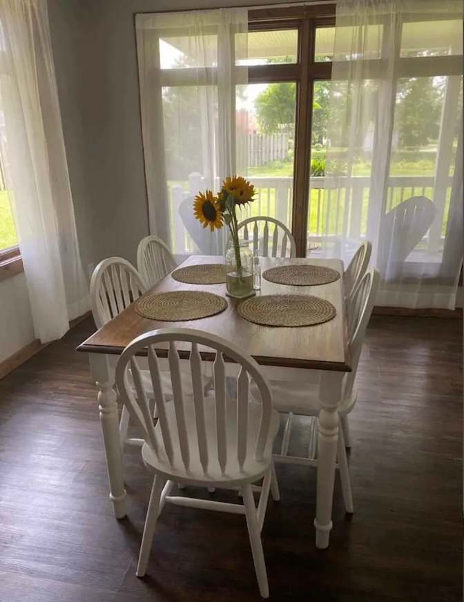 Private room to rent in share house Carmel, Indiana...