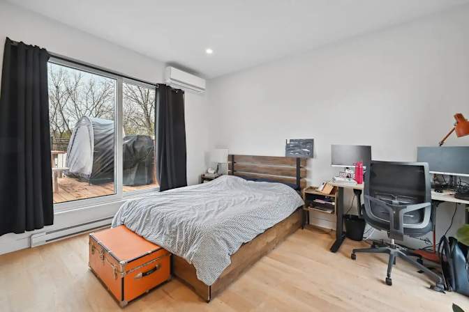 emmanuellemurcia's room