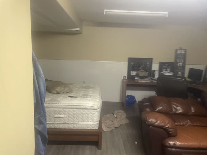 Kinsley Pearen's room