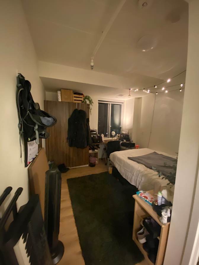 Jennifer's room