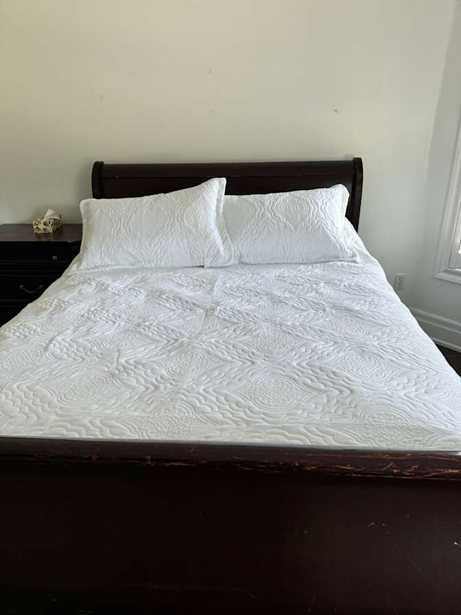 Kamalini Varatharajan's room