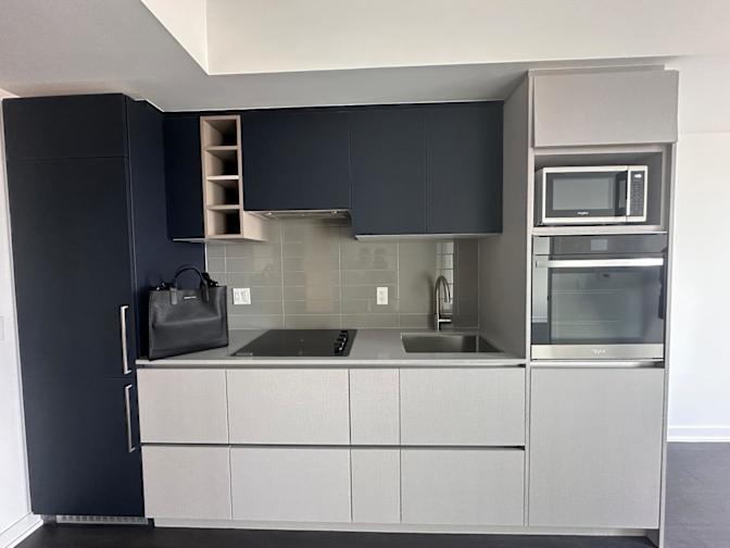 Kavisha Tamhane's room