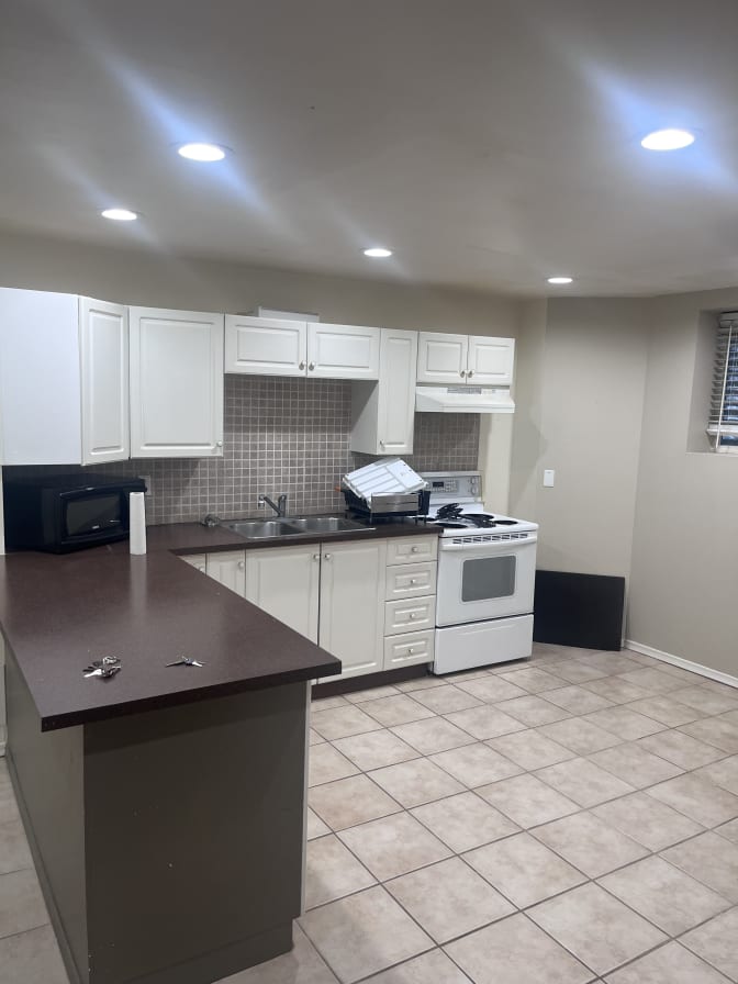 Nikhil theathar's room