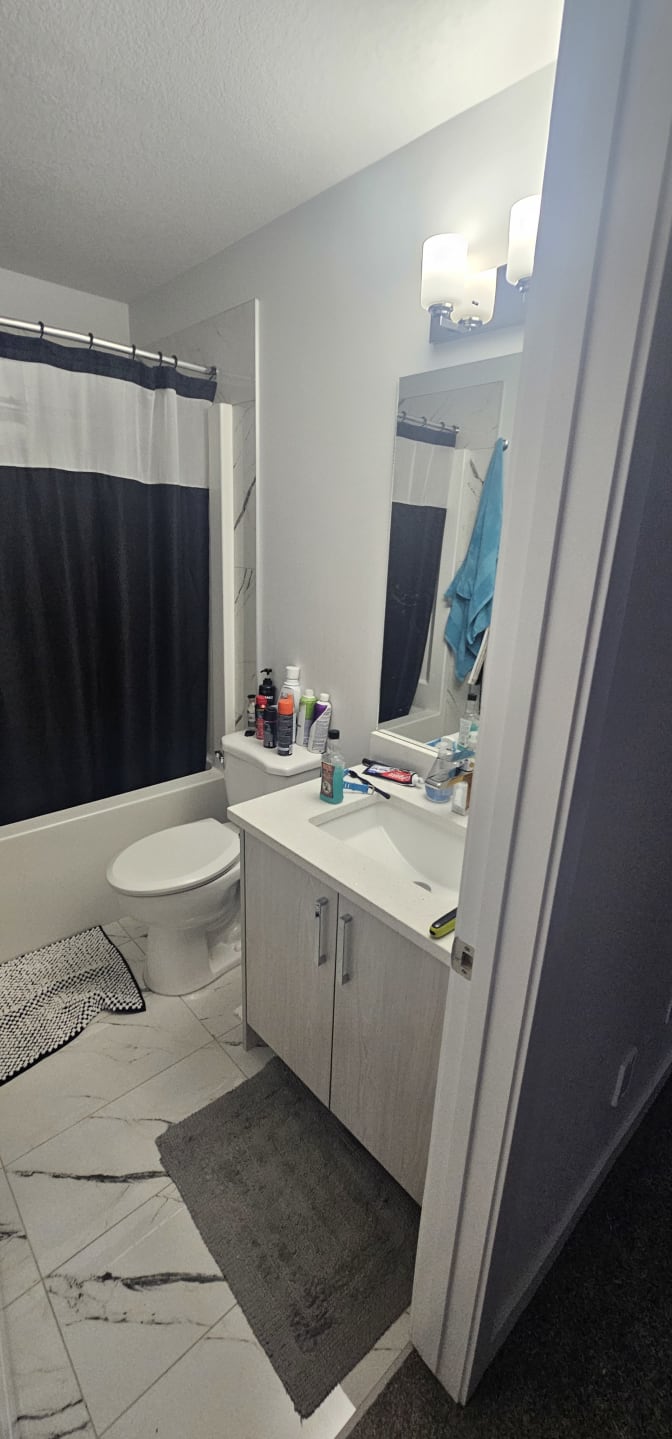 Sheldon Cuthill's room