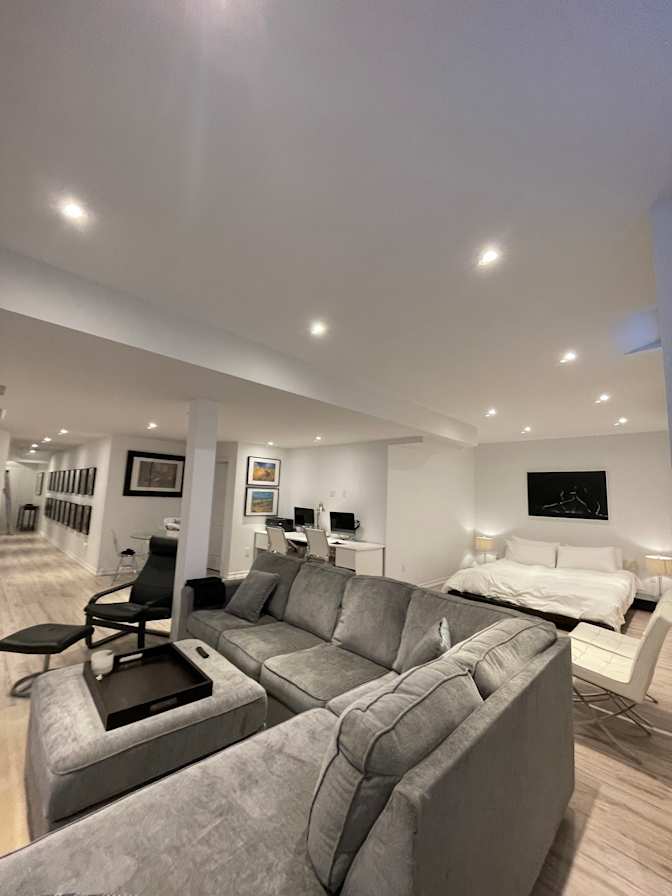 Photo of First Green's room