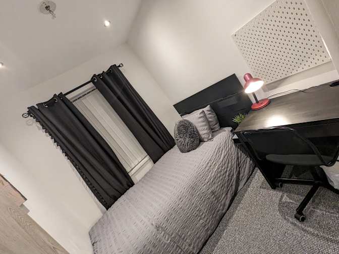 Photo of Lisa's room