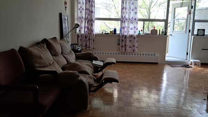 Thirumalaikumar's room