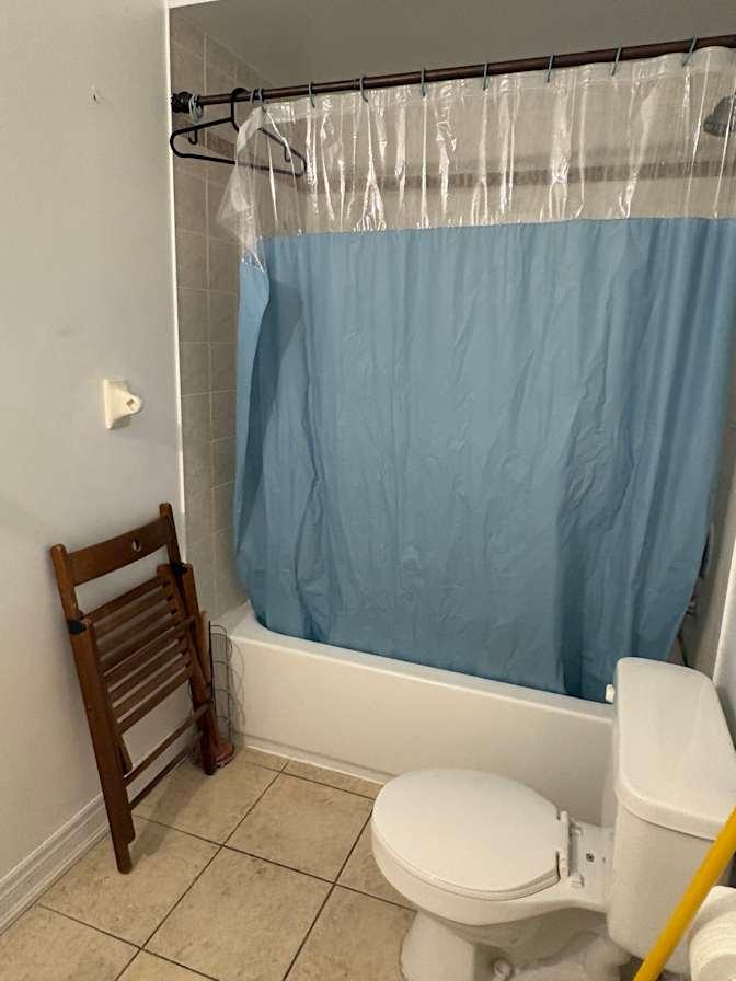 Nelly De Silva's room