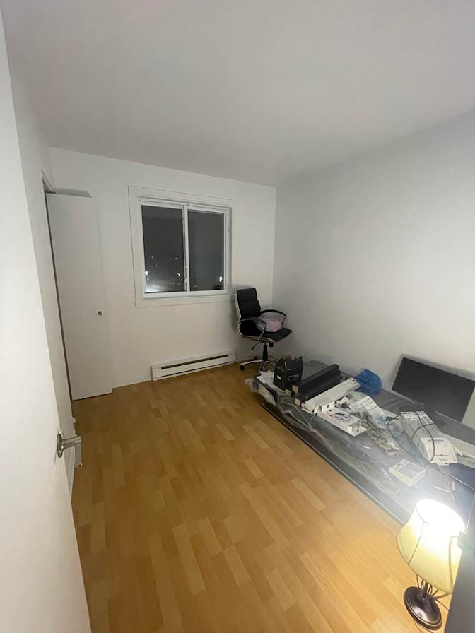 Abdessamad LAKHAL's room