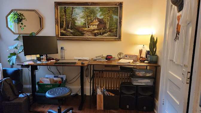 Lizzy Downes-Thom's room