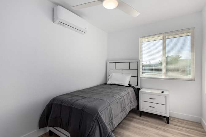 Photo of PadSplit's room
