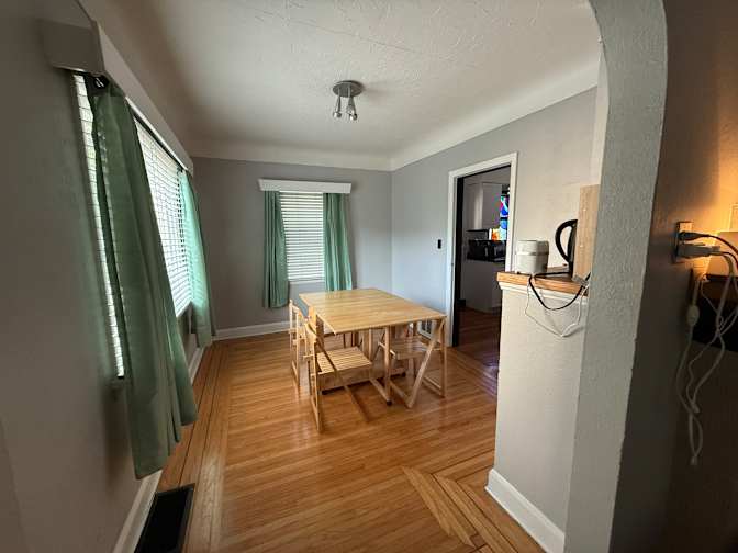 Photo of Taylor's room