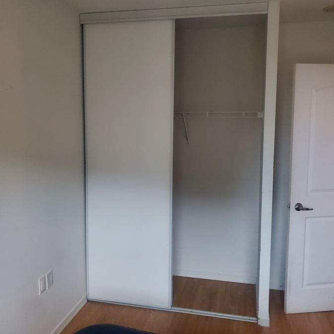 Raymond BERNARD's room