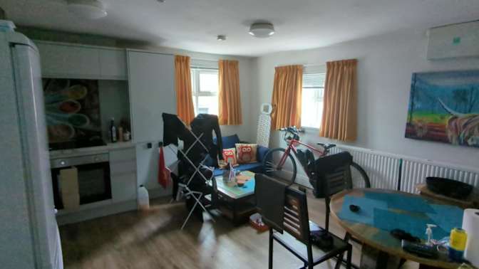 Photo of Tel's room