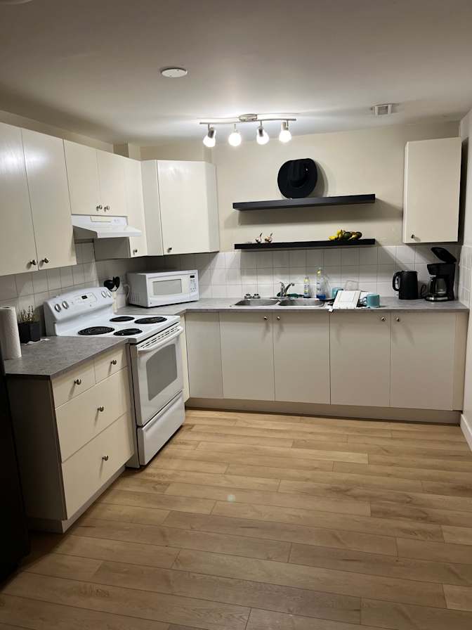 Raoof Aboulisayen's room