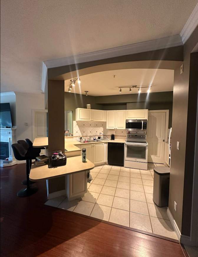 Rasa Petronis's room