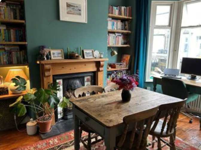 Photo of Laurie Gray's room