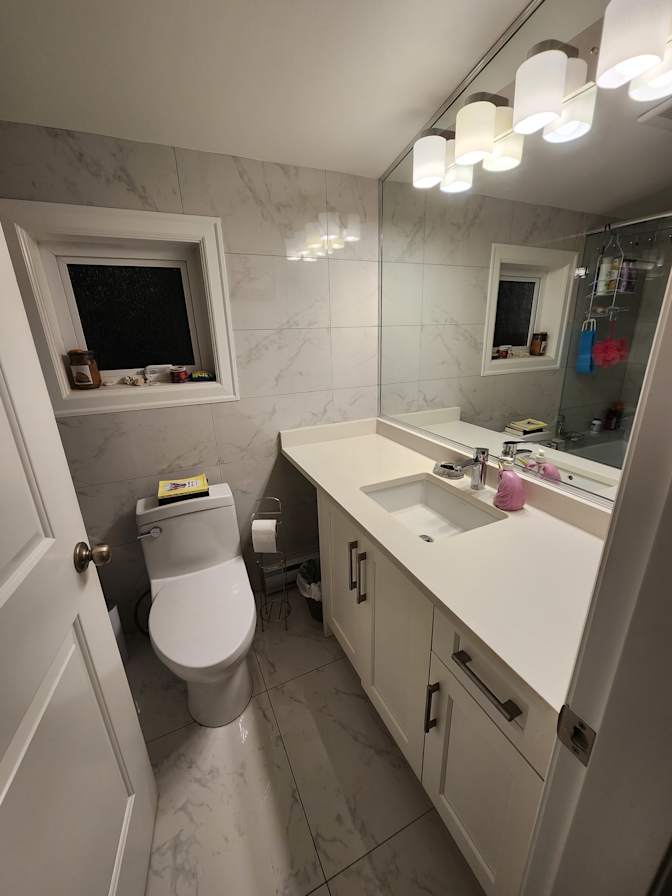 Photo of Adrienne's room
