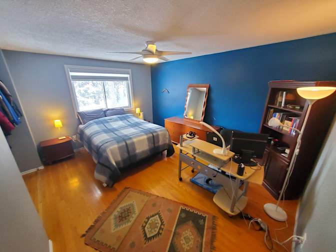 Hani & Zeynab's room