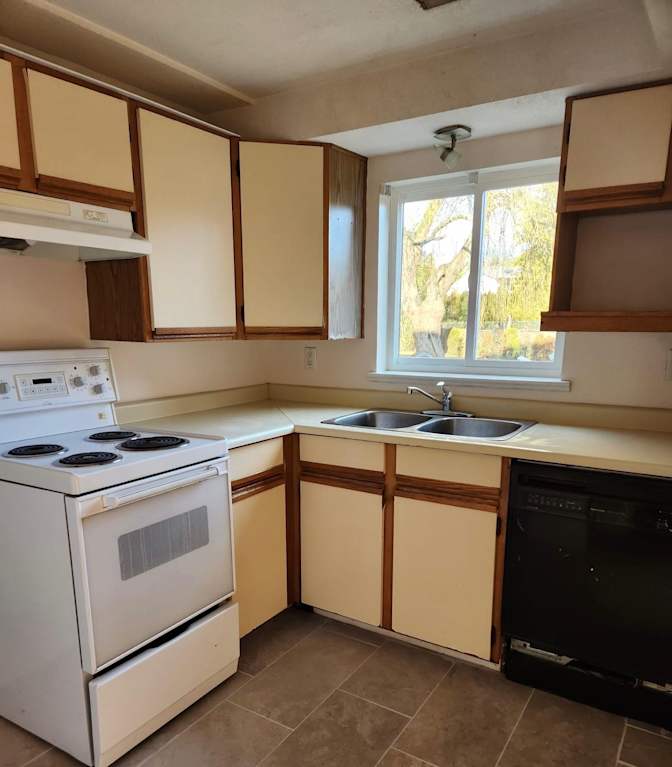 Anmoldeep kaur's room