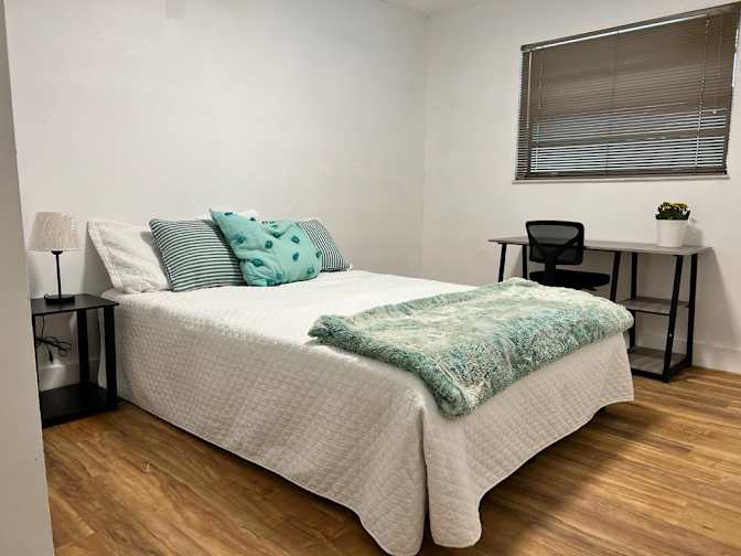 Photo of PadSplit's room