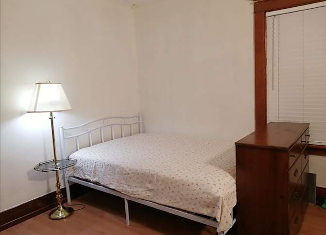 Photo of Alice.'s room