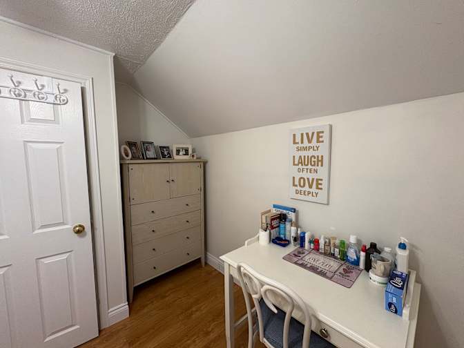 Please Contact's room