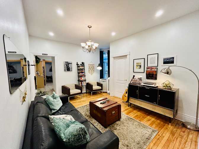 Photo of Adrianna & Gary's room